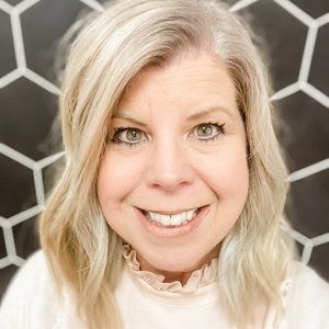 Meet your Posher, Barbie